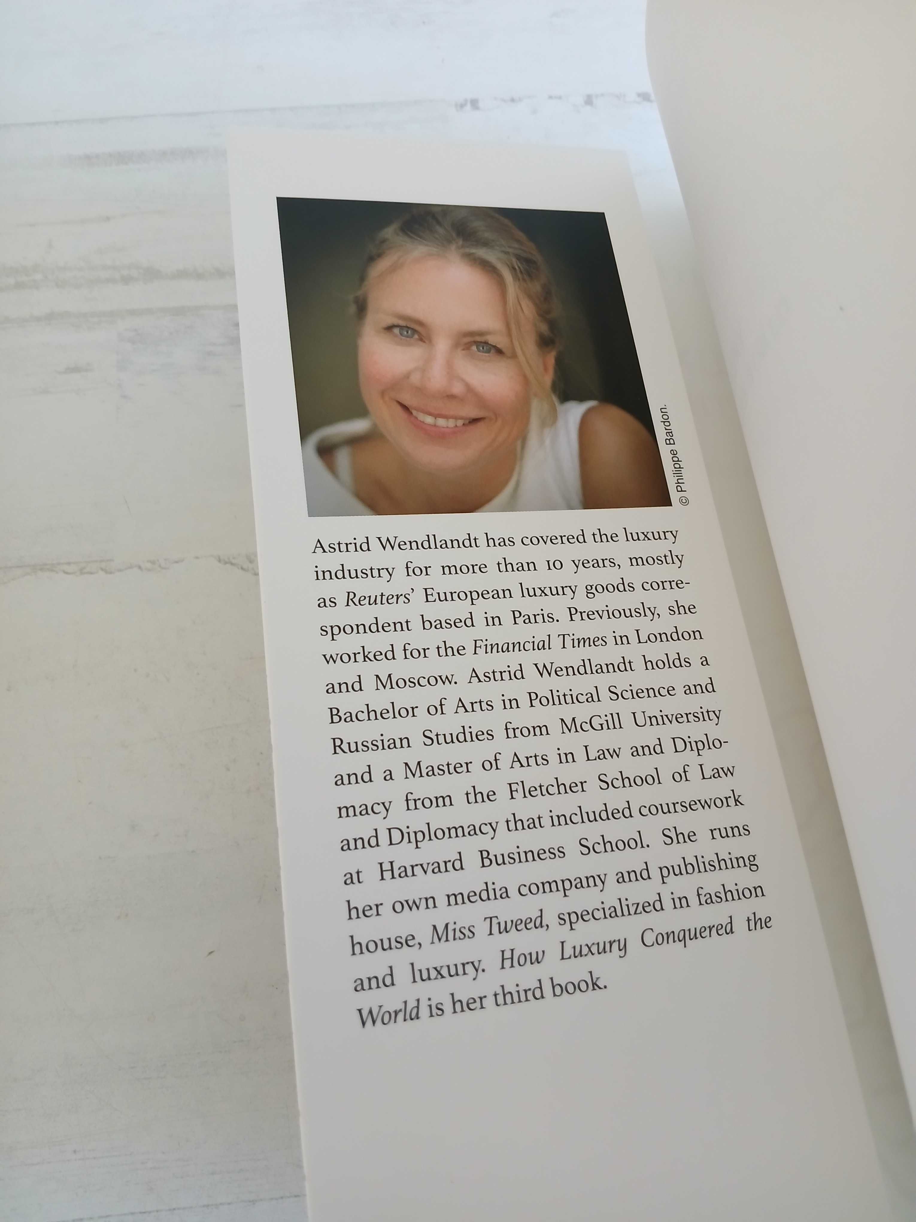Livro How Luxury Conquered the World Astrid Wendlandt Fashion Industry