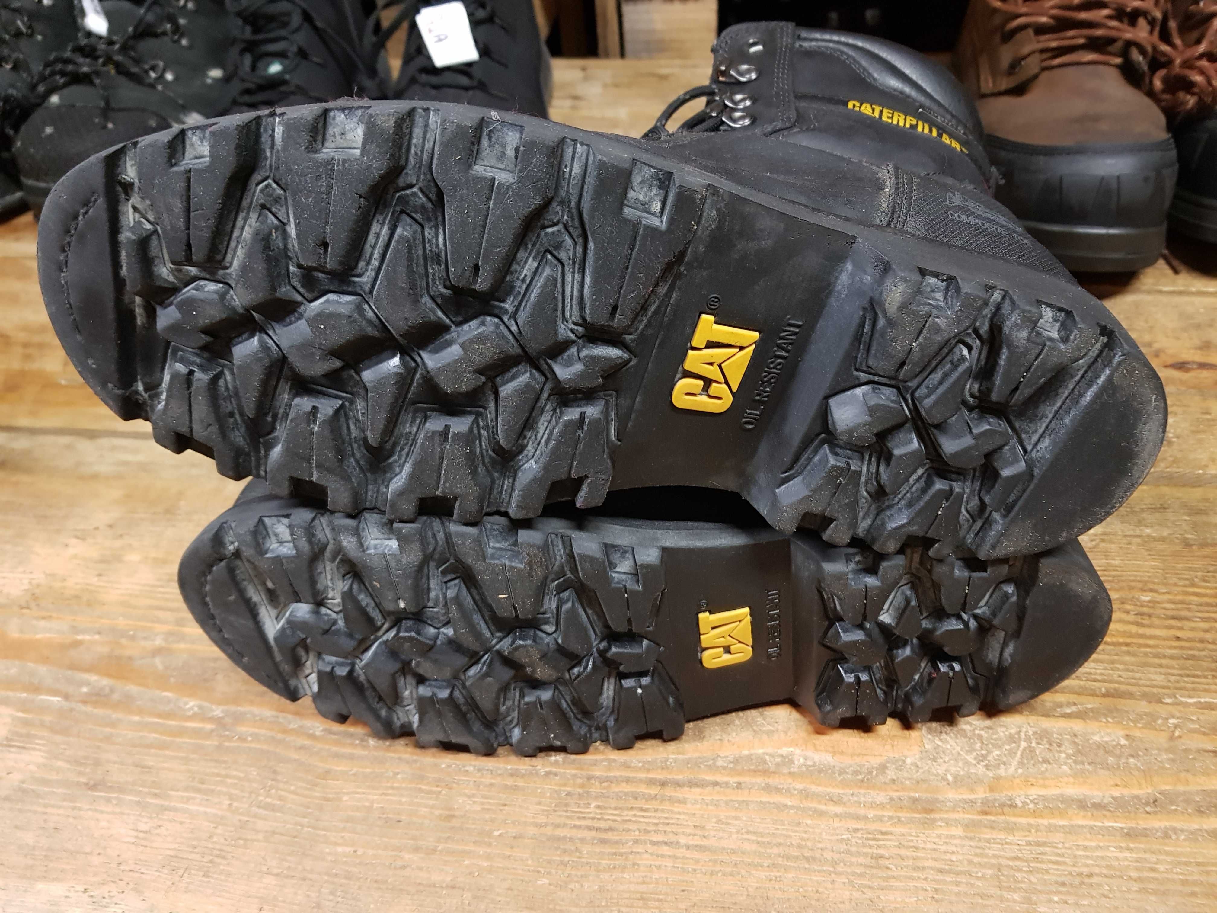 Buty robocze CATERPILLAR rozm 45 wkł 30,5 cm