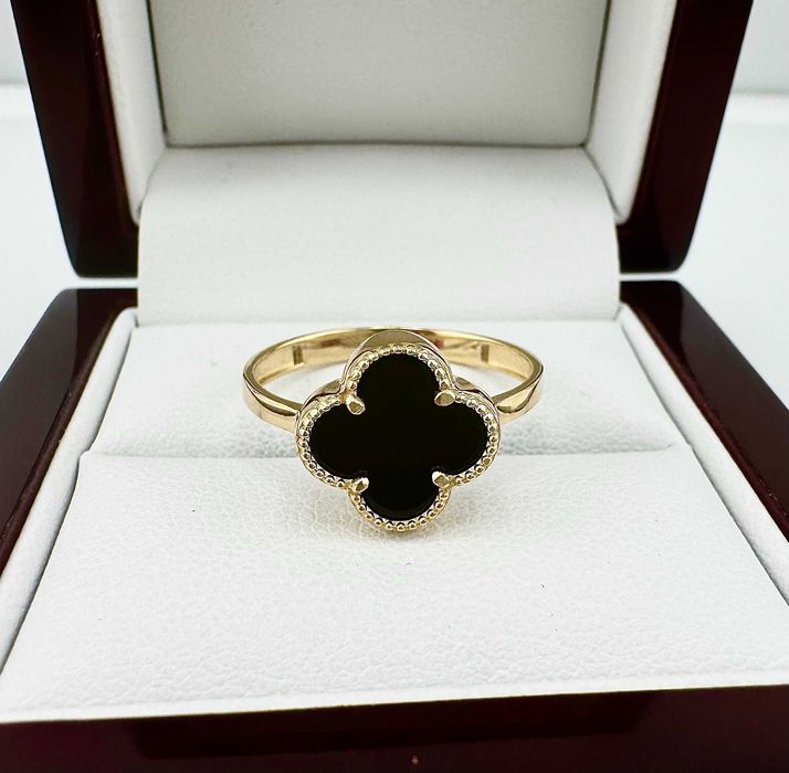 Złoty pierścionek czarna koniczyna 2,38g PR.585 14K R.18