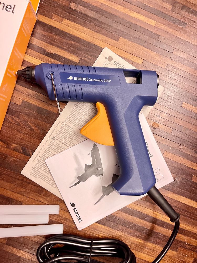 Steinel Gluematic 3002 pistolet do kleju na gorąco profesjonalny 200W