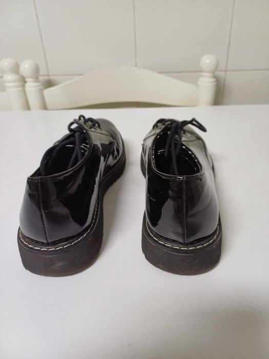 Sapatos RR pretos Nº36