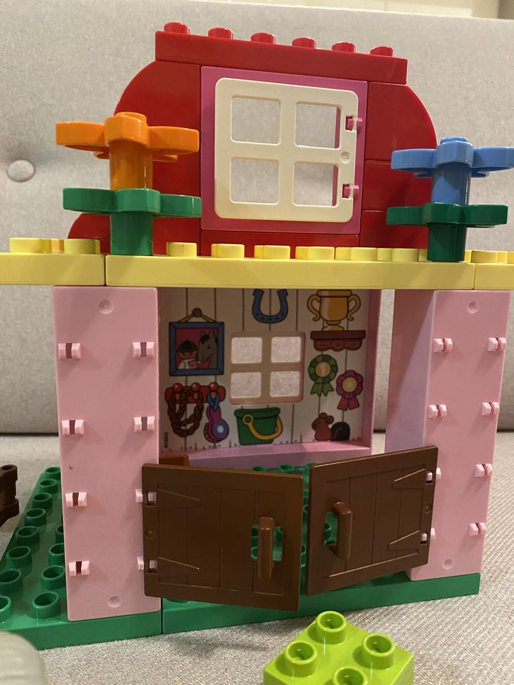 Lego Duplo Stadnina