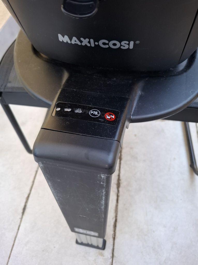 Fotelik Maxi Cosi Pebble Pro + baza FamilyFix3 i-size ISOFIX