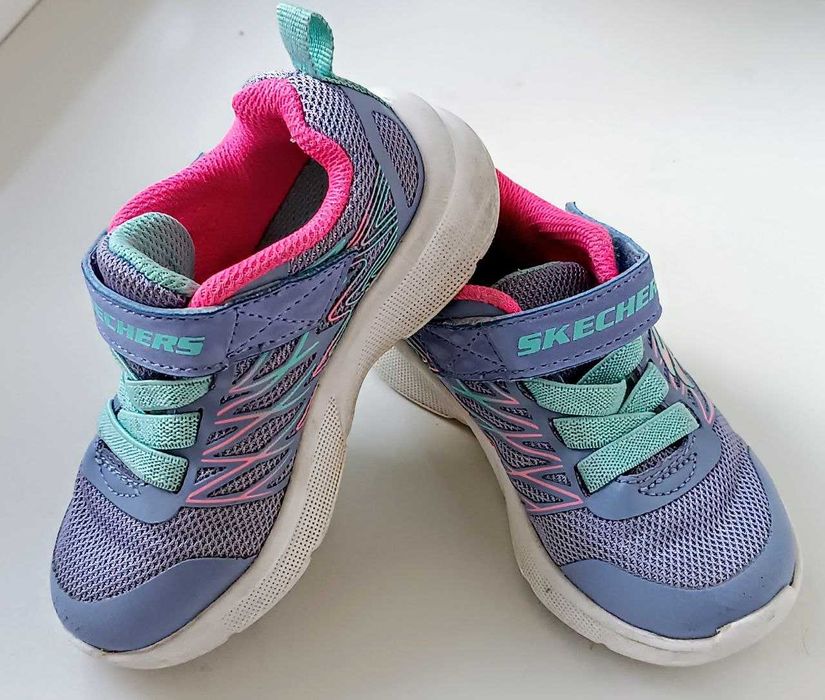 Суперові дитячі кросівки, кеди, мокасини бренду SKECHERS (США) 22р
