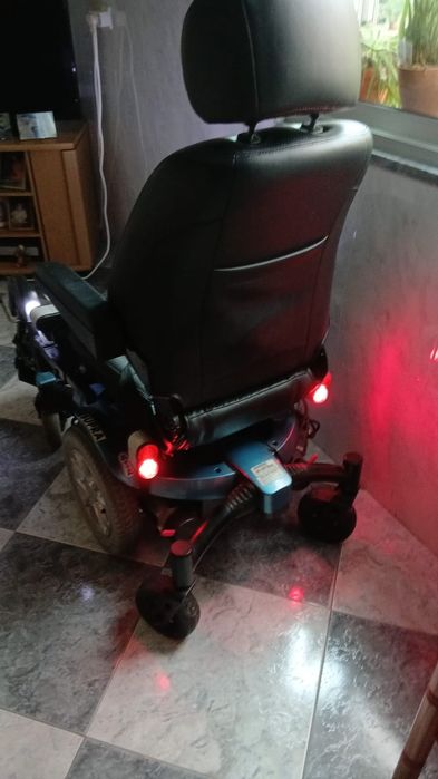 Cadeira Elétrica  de mobilidade reduzida