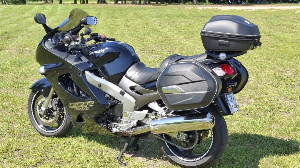 Kawasaki ZZR 1200 XX GSXR FJR
