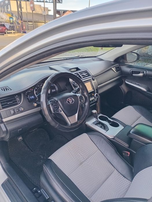 Продам ТОЙОТУ Кемрі SE