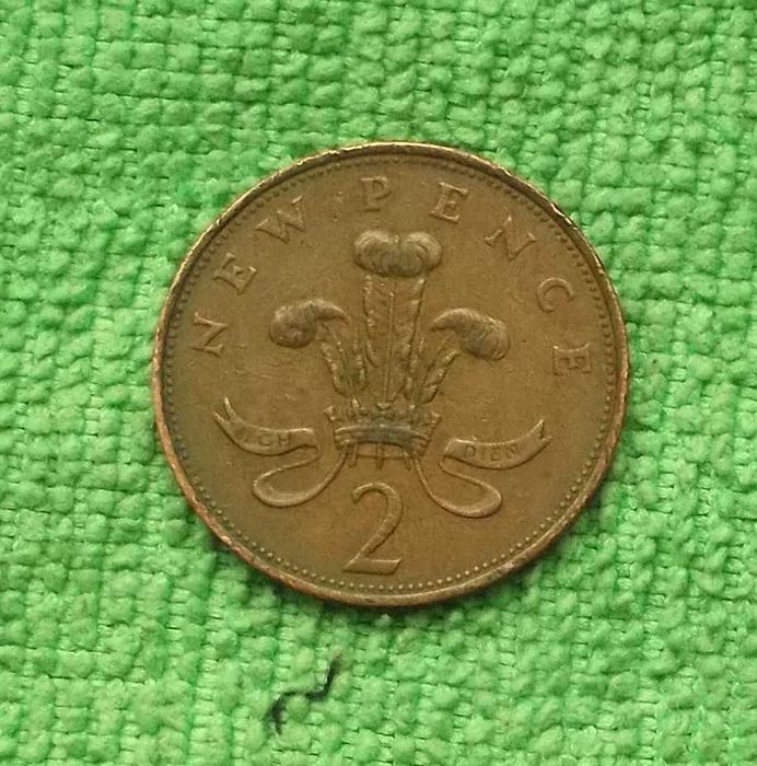 Moneta 2 pensy 1971 r. Elżbietą II.