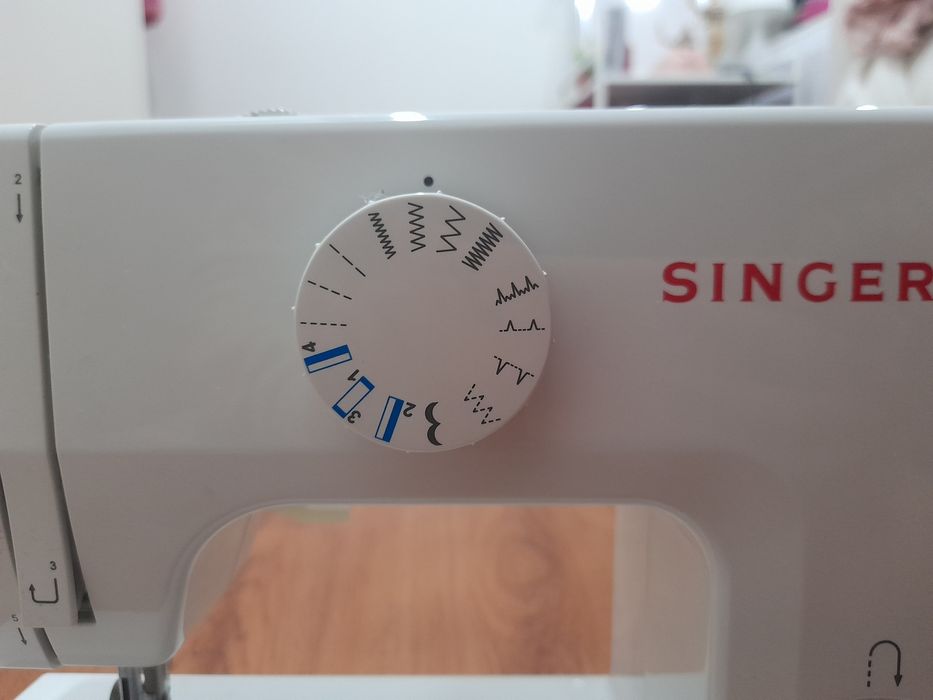 Máquina de costura Singer Promise