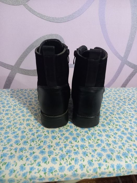 Ботінки 35р-р 22-22.5 устілка