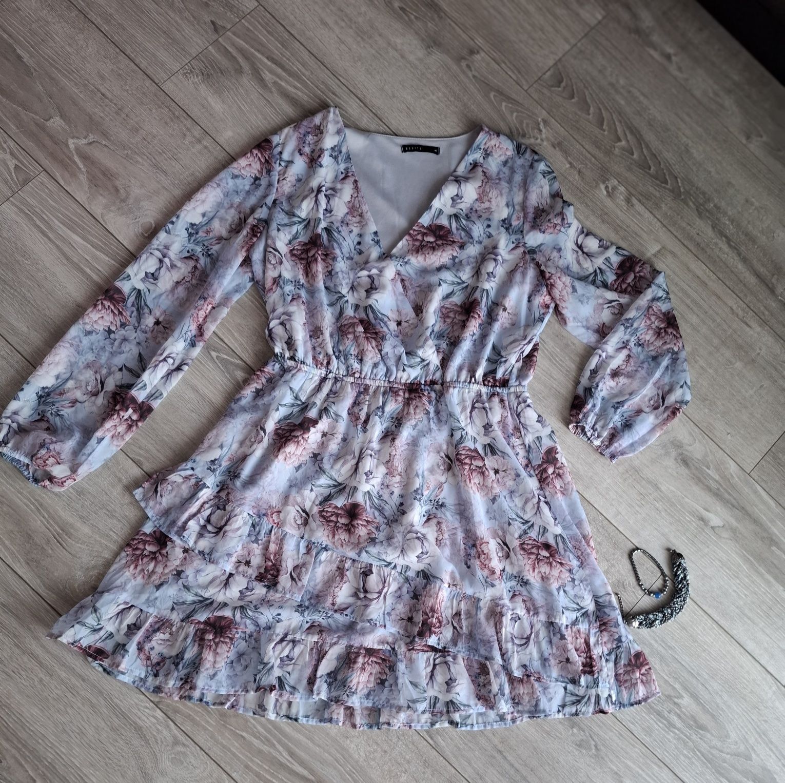 Sukienka m/l/xl wiosna kwiaty lato