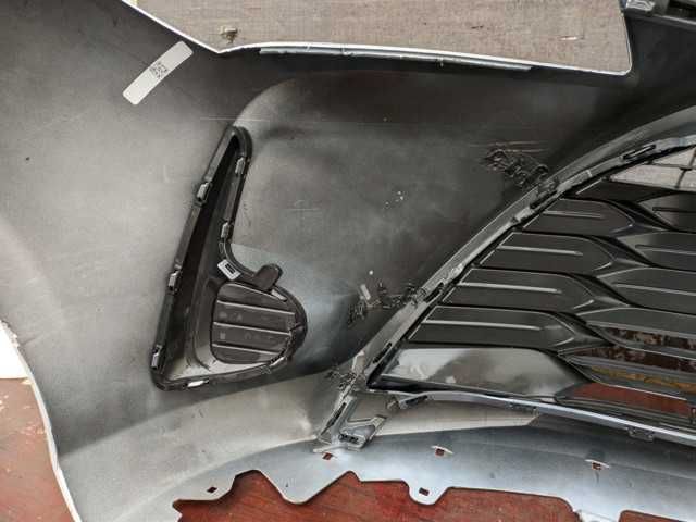 Передній бампер Toyota Yaris 3