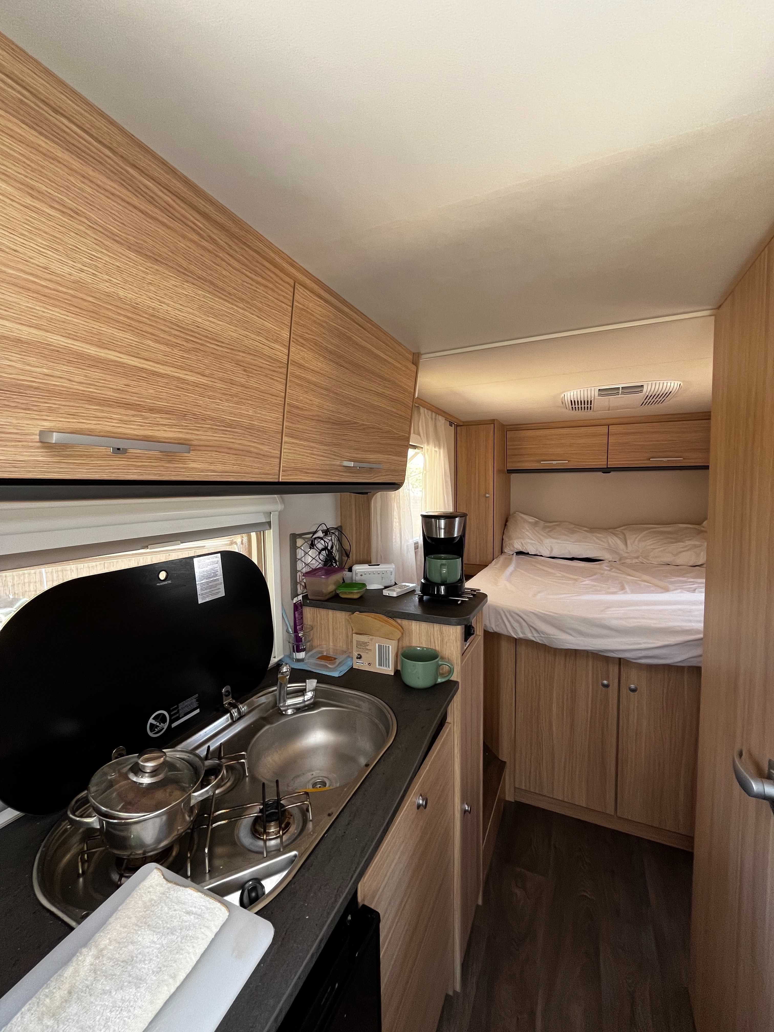 Autocaravana Sunlight V69 - Fiat Ducato 2021 com apenas 25.000 km