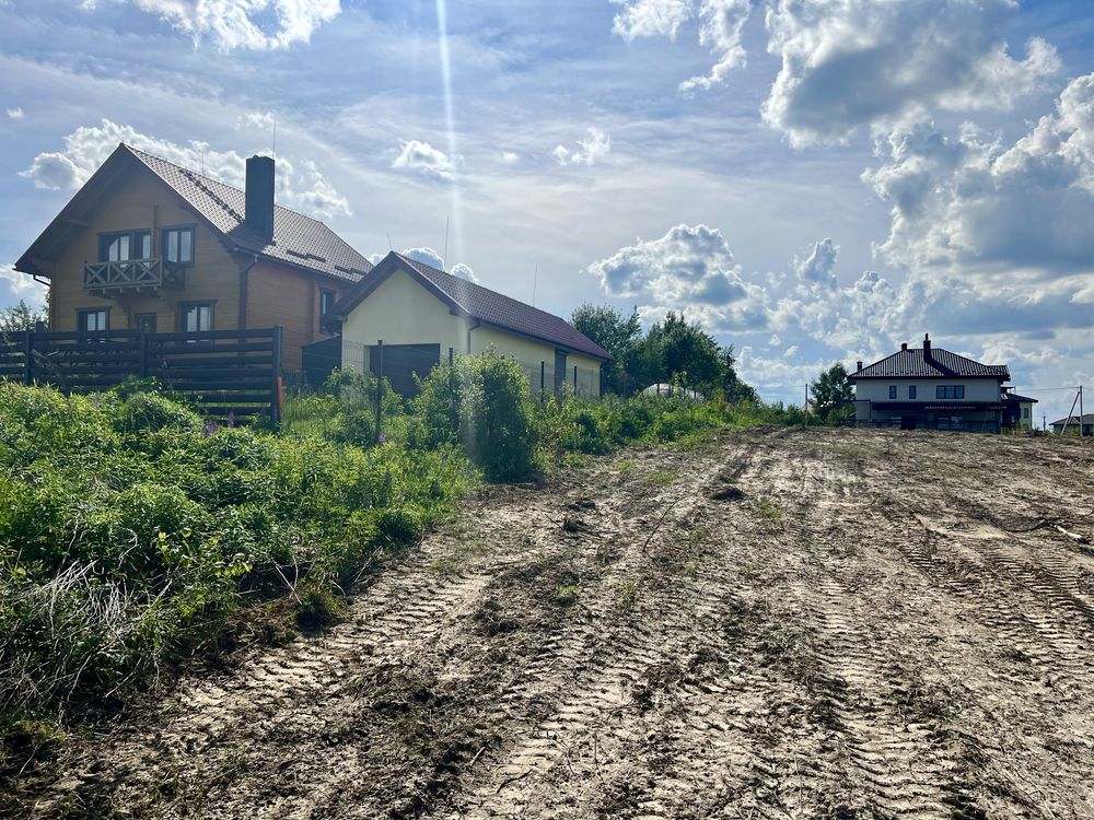 Земельна ділянка під житлову забудову 16соток передмістя Львів