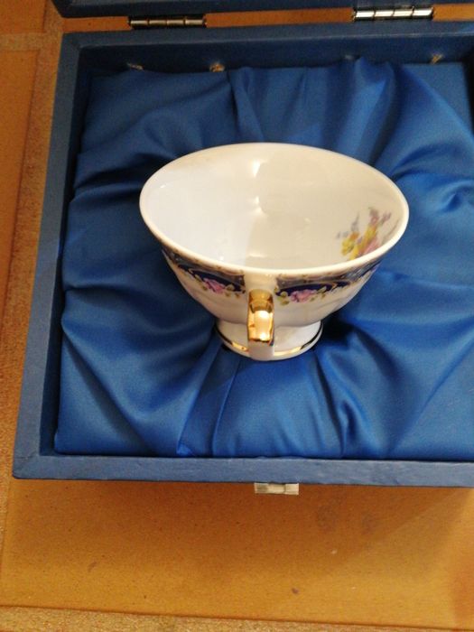 Chávena Limoges da marca V&A