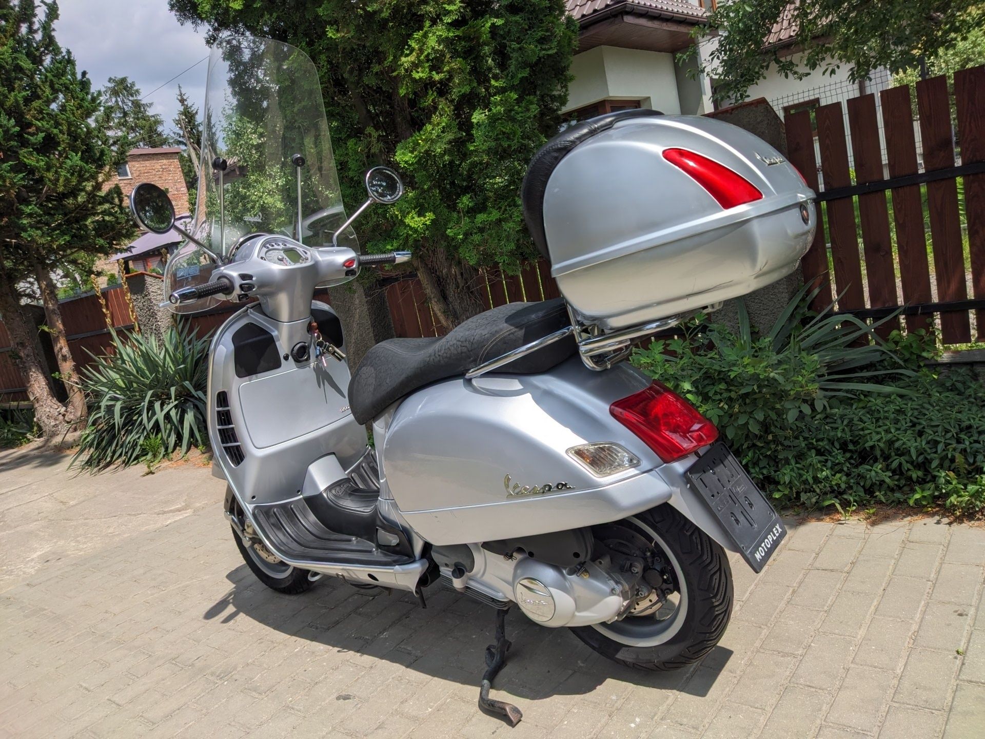 Piaggio Vespa 250/125, 2007r wtrysk, szyba, kufer RATY