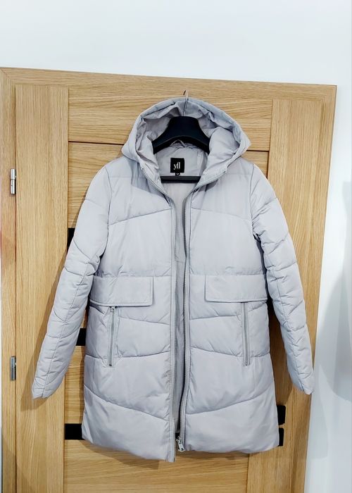 Modna ocieplana pikowana kurtka puffer roz 36 S z kapturem Reserved