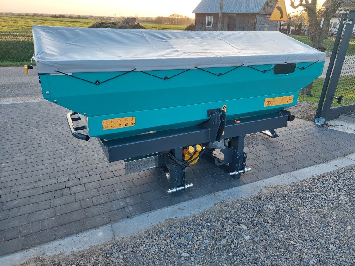 Rozsiewacz RNZ  D-POL 600l-2200l HIT CENOWY 2025R