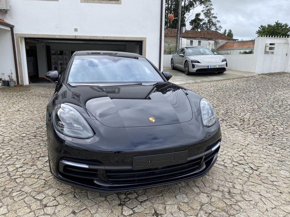 Porsche panamera sport turismo E-hibrido (40 mil km’s)