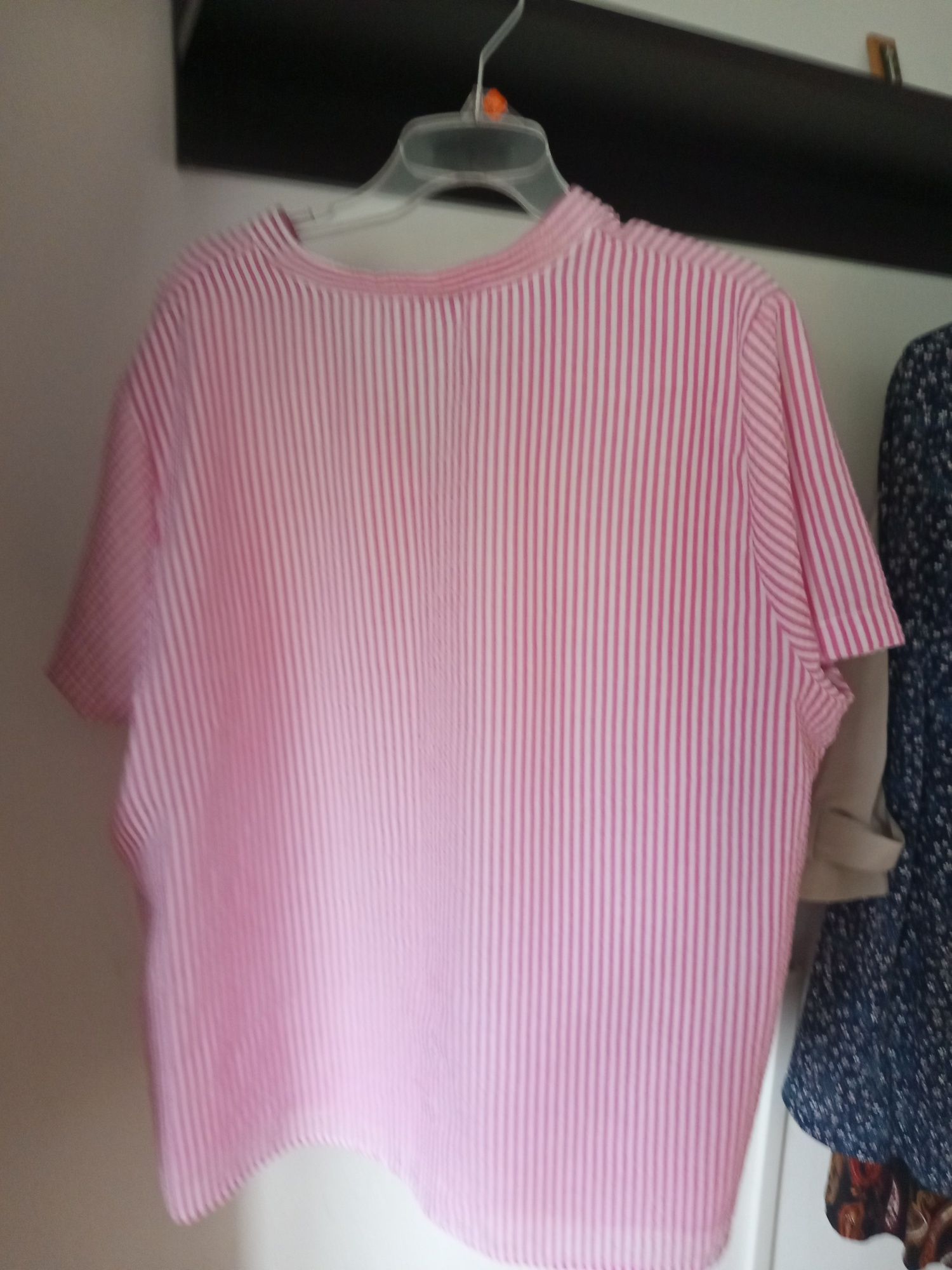 48 XXL bluzka paseczki