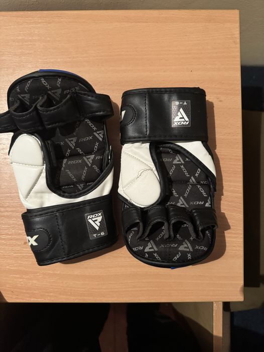 Продам перчатки RDX майже нові