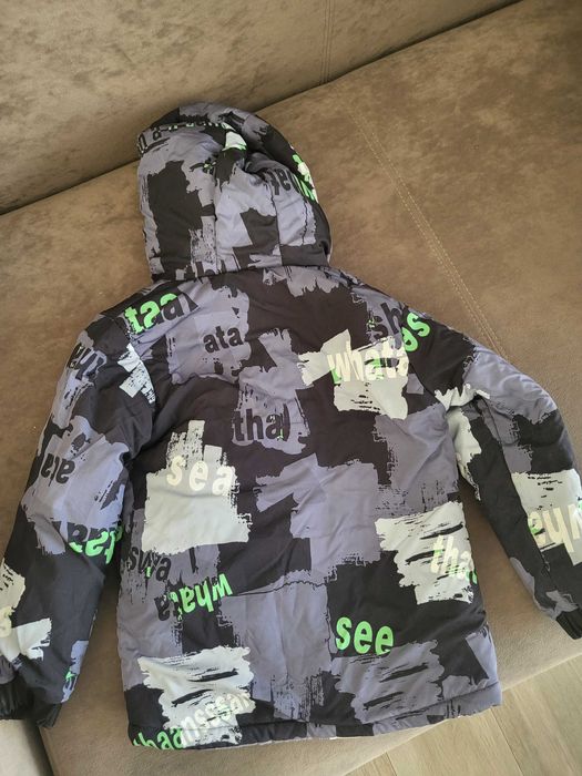Демісезонна двустороння куртка на хлопчика 116- 122 зріст