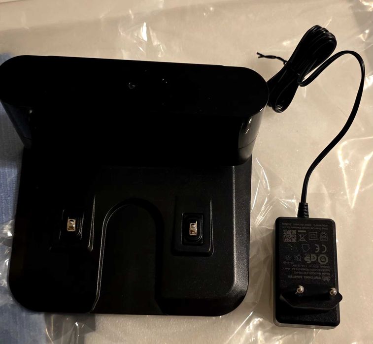 ASPIRADOR ROBÔ - Novo em Folha