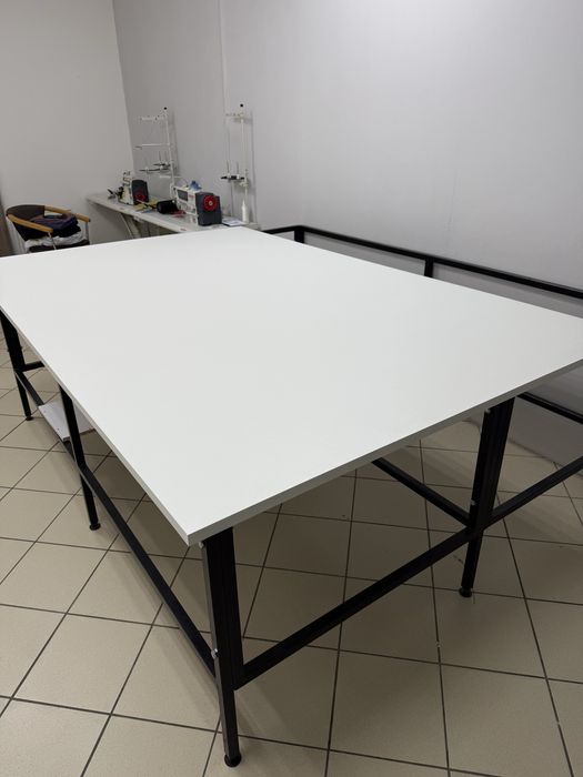 Стіл розкрійний/ стол раскройный /стіл 2.4*3 м - як новий, розбірний