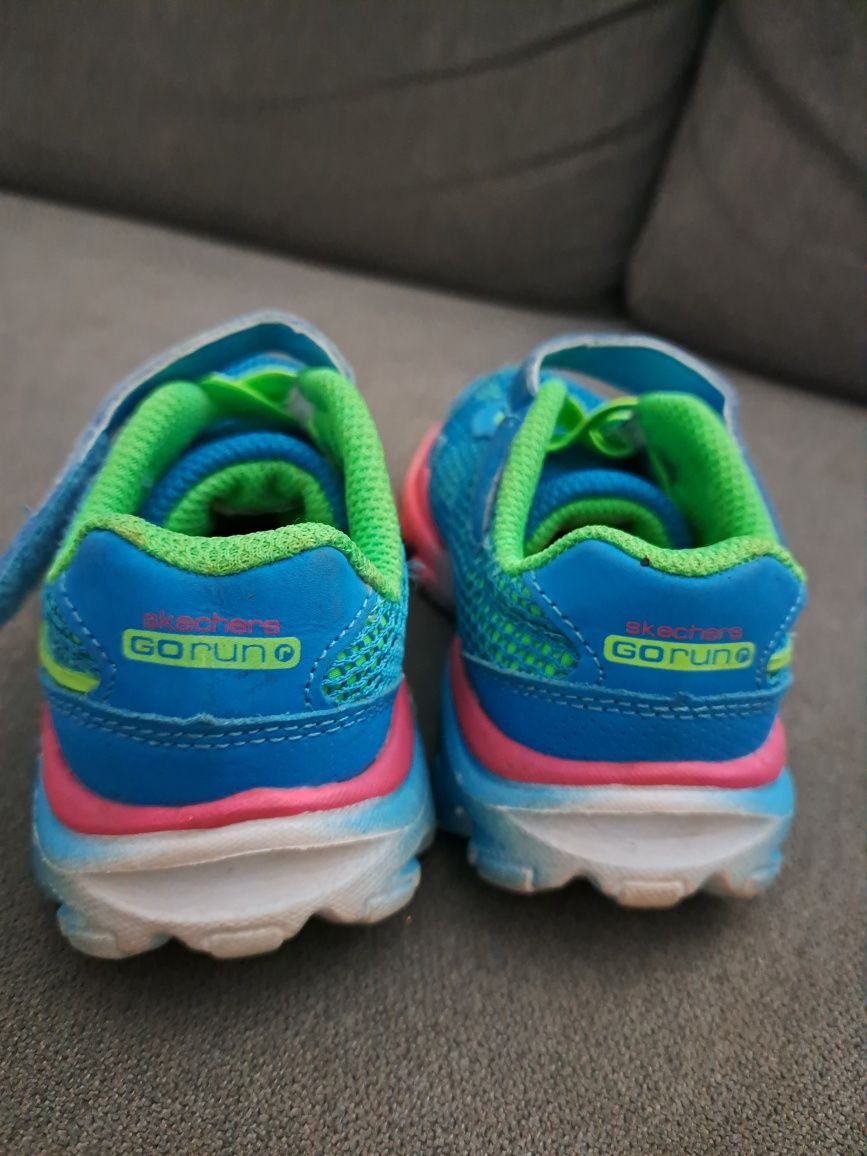 Buty skechers go run 25.5