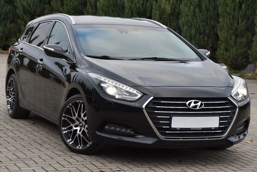Hyundai i40 PLATINIUM AUT+F1/7bieg/Xen/LED/Alu18/Navi/Kame/KeyLess/El.Kl/FULL!