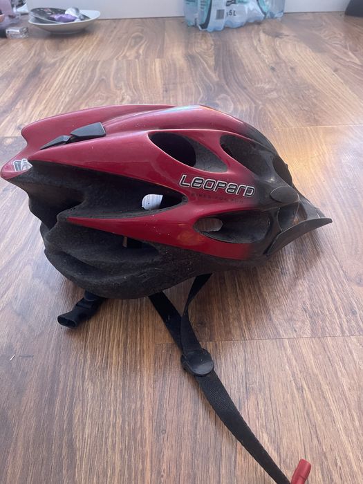 Kask na rower z regulacją