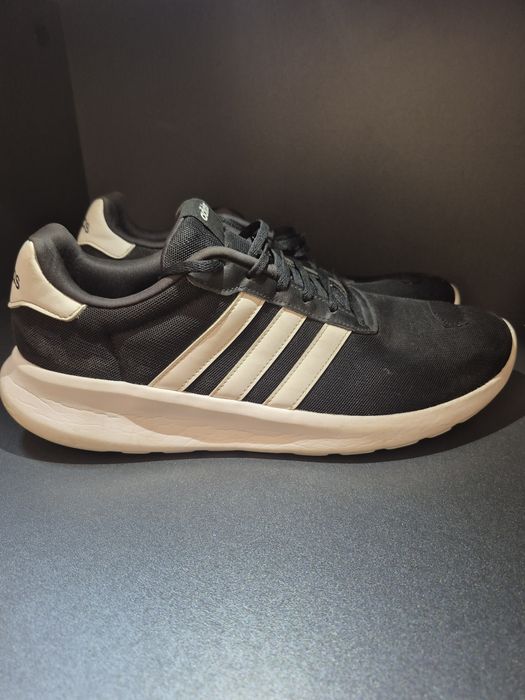 Оригінальні кросівки Adidas LITE RACER 3.0(Б/У-БЕЗ УСТІЛОК)46-30см