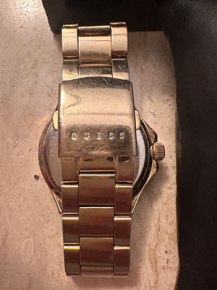 Vendo relógio de senhora GUESS