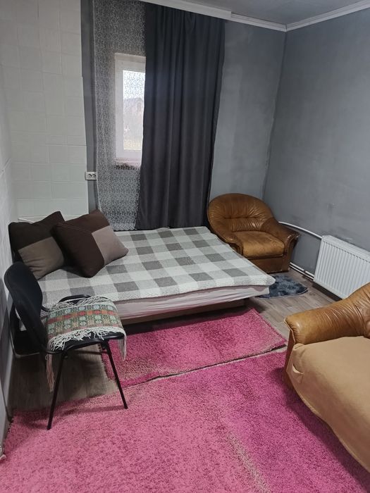 Житло недалеко вокзалу.