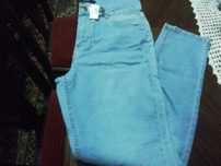 Calça de ganga clara