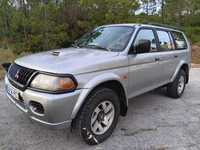 Mitsubishi Pajero Sport 2.5 TD GLS