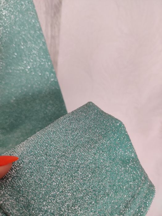 Продам жіночу святкову сукню