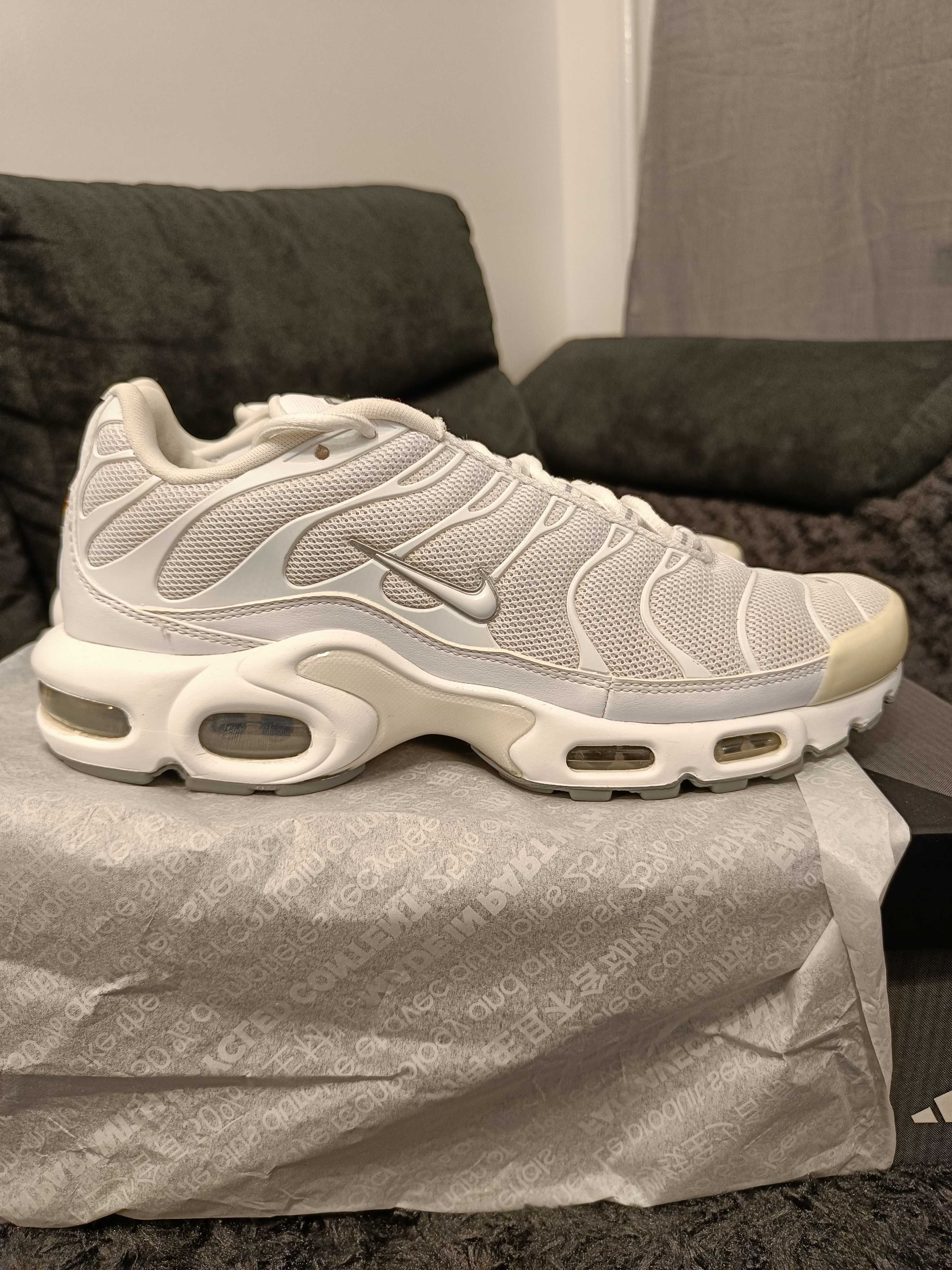 Air Max Plus - Białe - 42