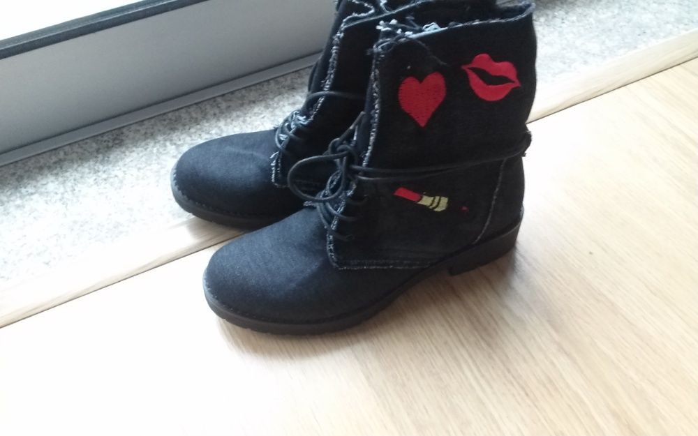 Botas cinzentas Muito bonitas