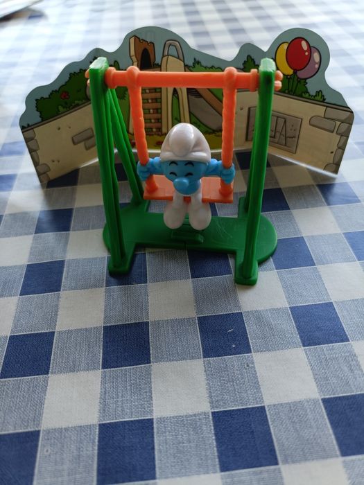 Brindes de ovo Kinder