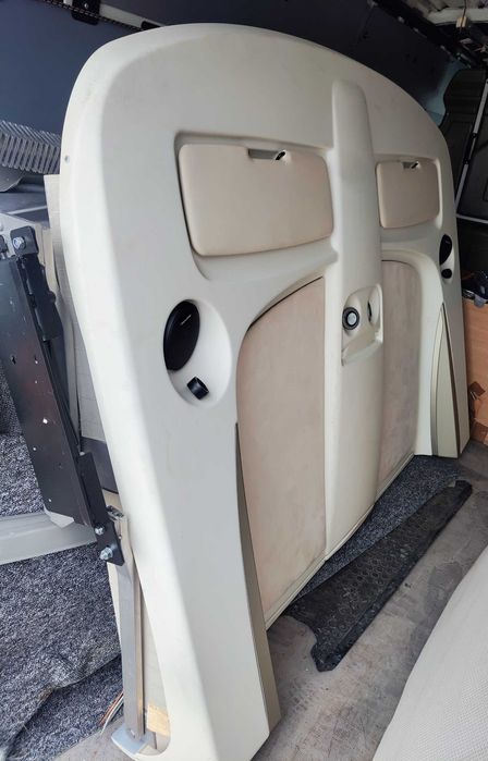 Kamper integra opuszczane łózko Fiat Ducato Burstner