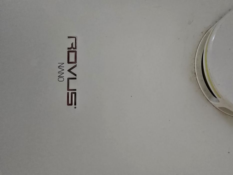 Robot sprzątający Rovus.