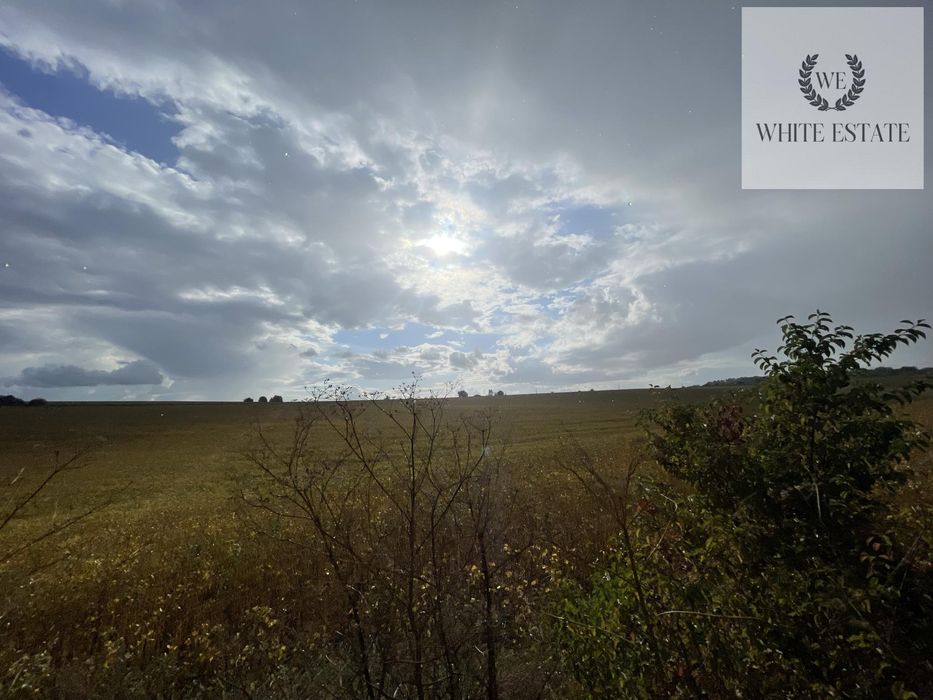 Продаж земельної ділянки с. Підгородне