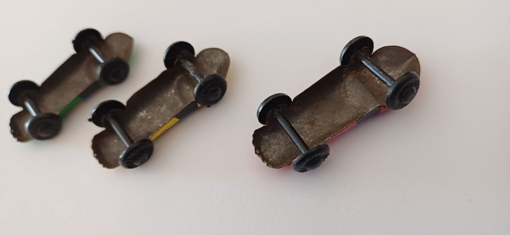 Carrinhos pista vintage anos 60