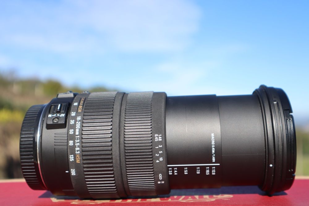 Sigma 18-200 mm F/3.5-6.3 DC OS HSM (Canon EF)
