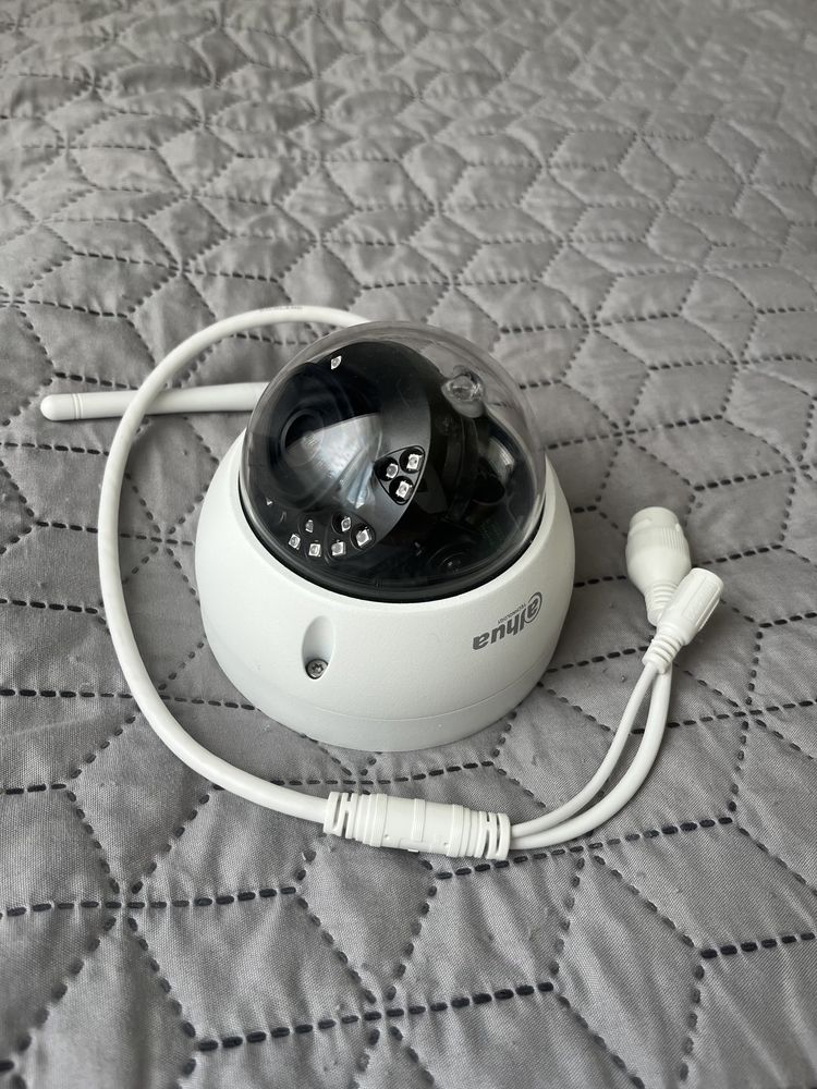 Продаж камери Dahua DH-IPC-HDBW1235EP-W-S2