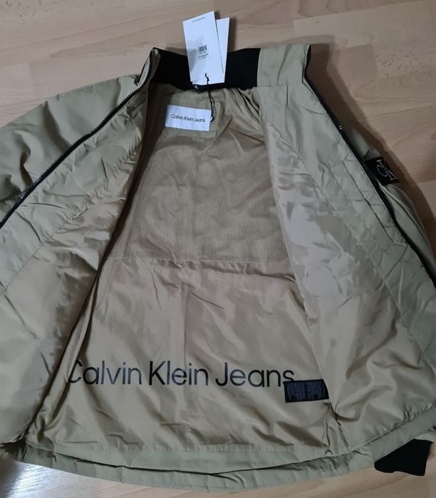 Kurtka meska calvin klein.