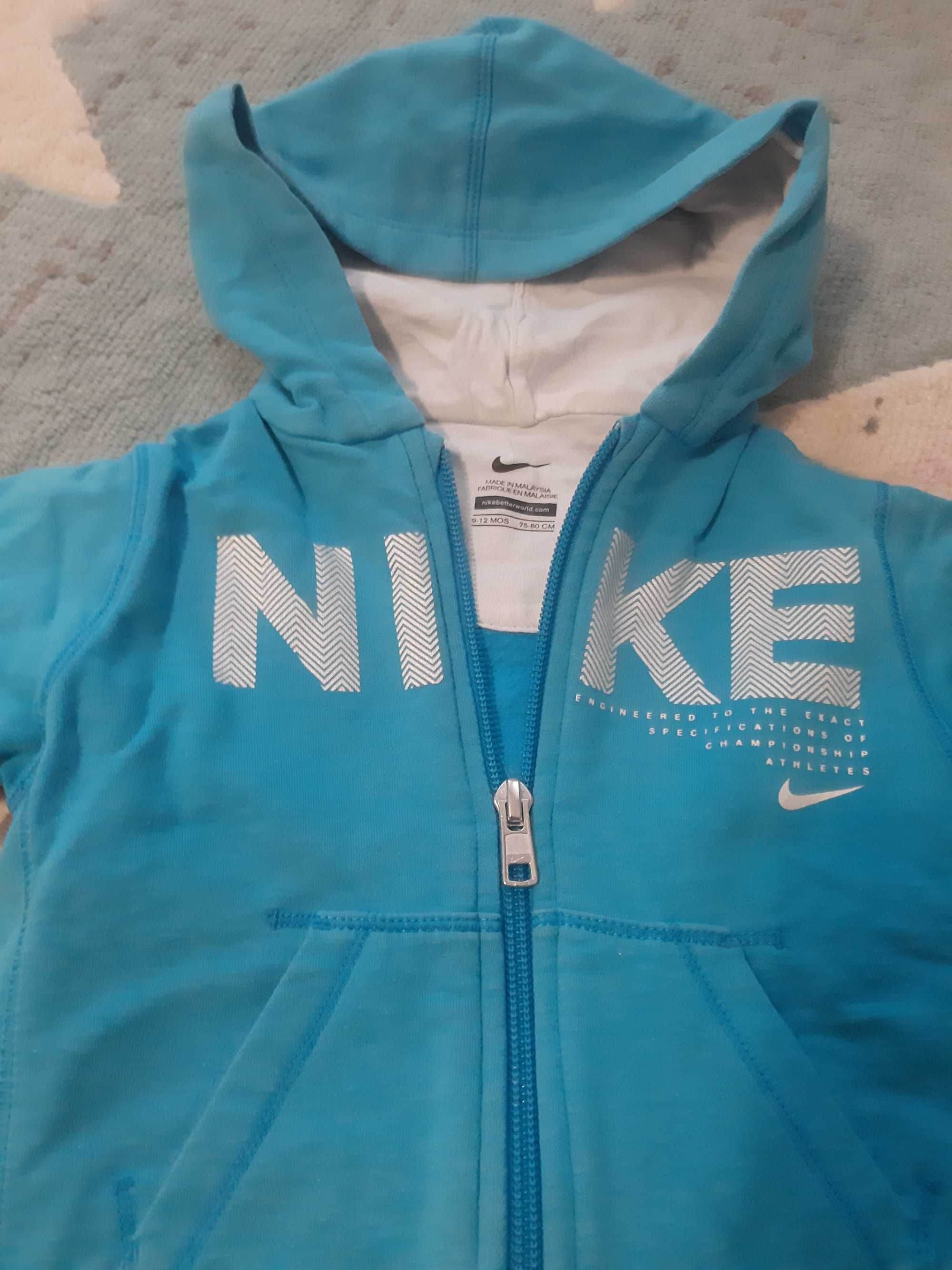 Dresik Nike r.74-80 bdb