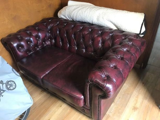 Sofa estilo Chesterfield