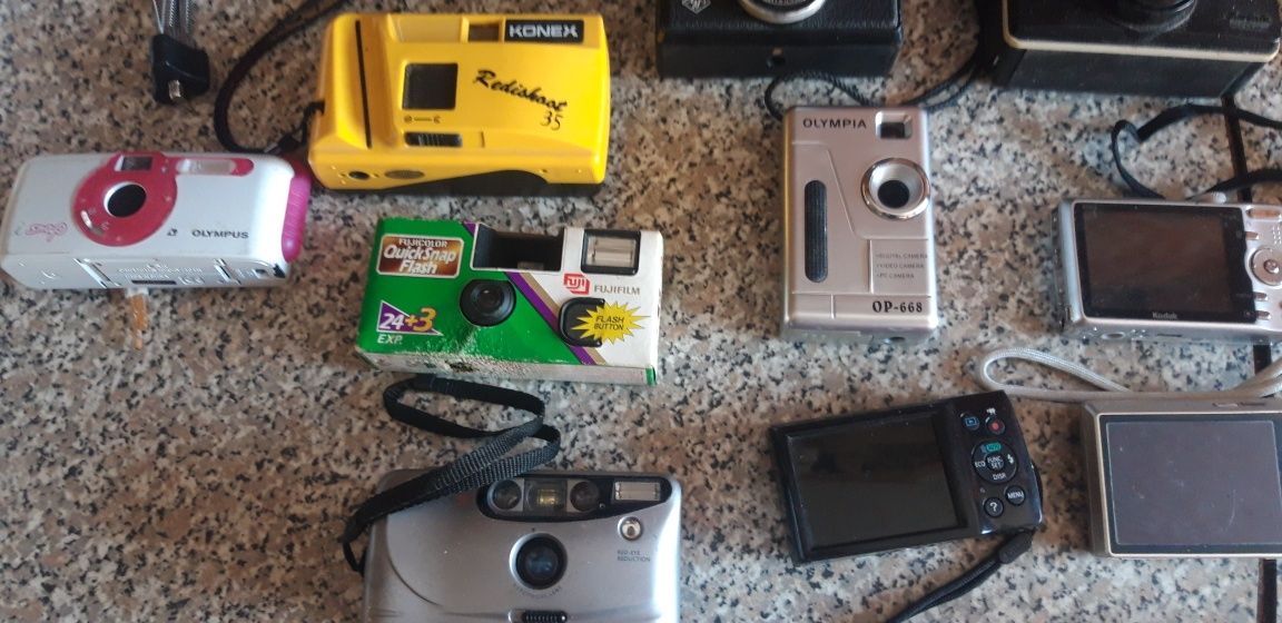 Conjunto de 15 Máquinas Fotográficas para Reparação/Peças/Outros